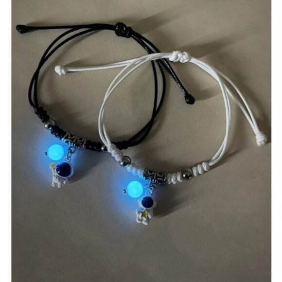 2 Pieces Couple Bracelet Glowing in Dark Astronaut Accessory - Picture 2 of 6
